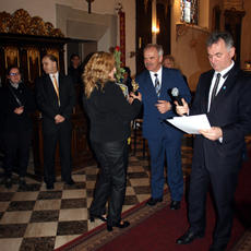 img2027.jpg
