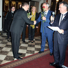 img2030.jpg